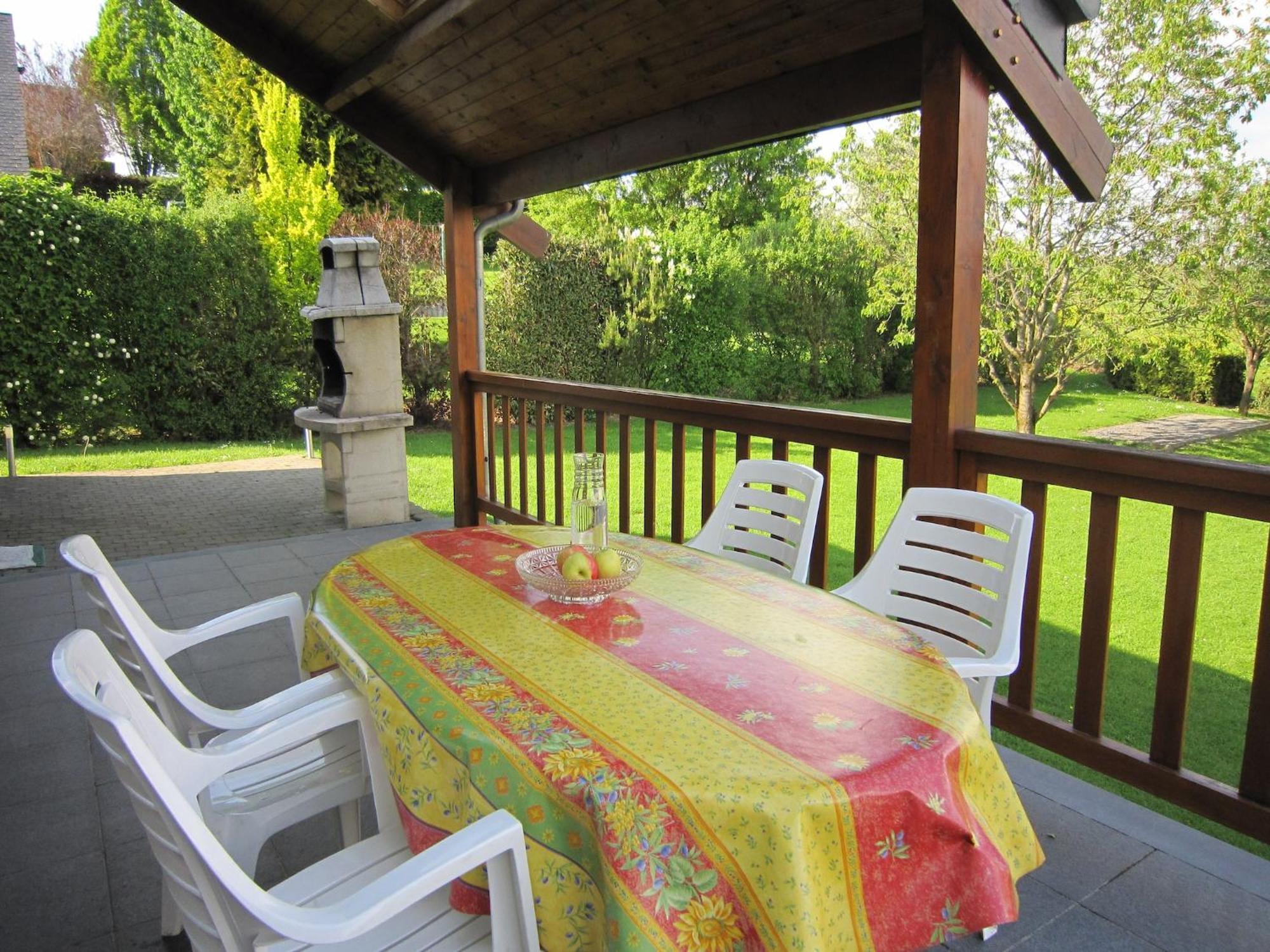 Contemporary Holiday Home In Houffalize With Private Garden Экстерьер фото